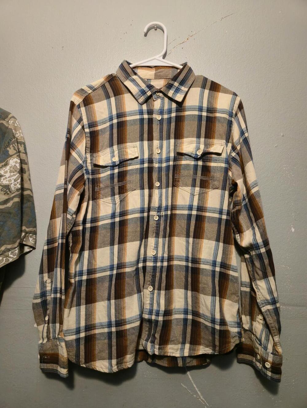 HOWE CREATIVE WORKFORCE BROWN TAN COLORS Plaid Button-Up Shirt MENS SIZE MEDIUM